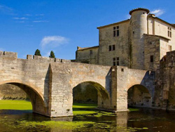 Les remparts d'Aigues Mortes